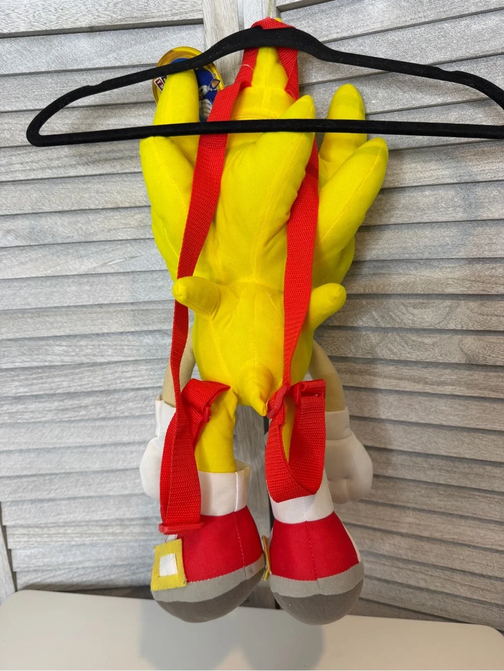Sonic the Hedgehog Super Sonic 18” Plush Backpack NWT - Picture 7 of 8